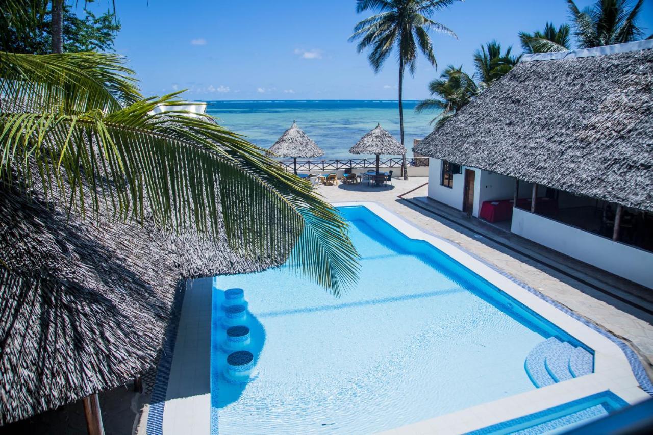 Sheratton Beach Villagio Mombasa Bagian luar foto