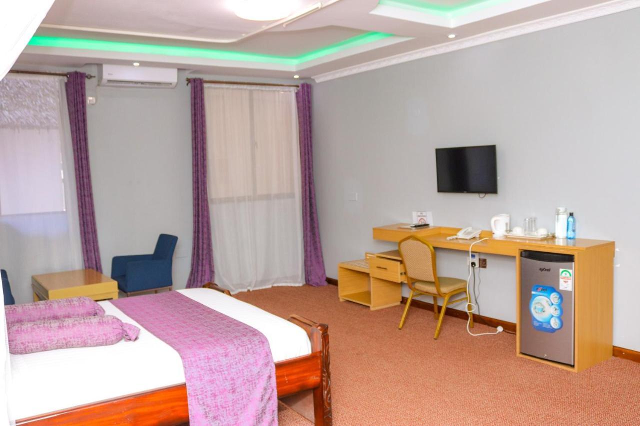 Sheratton Beach Villagio Mombasa Bagian luar foto